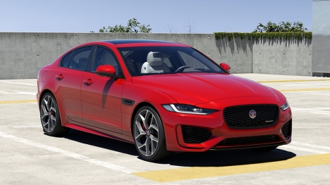 Jaguar XE 2020 SE Petrol