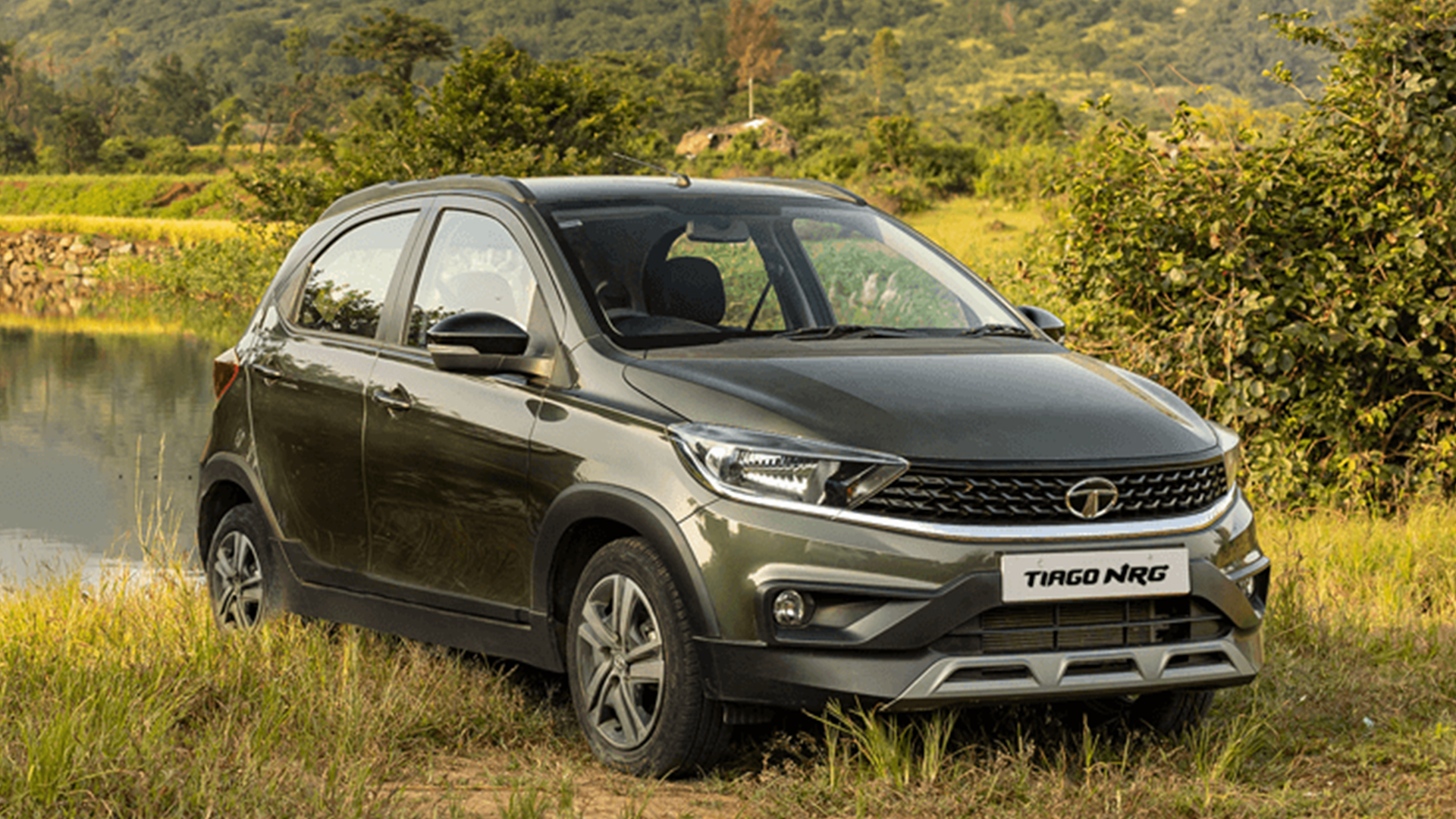 Tata Tiago NRG 2022 XZA AMT Exterior