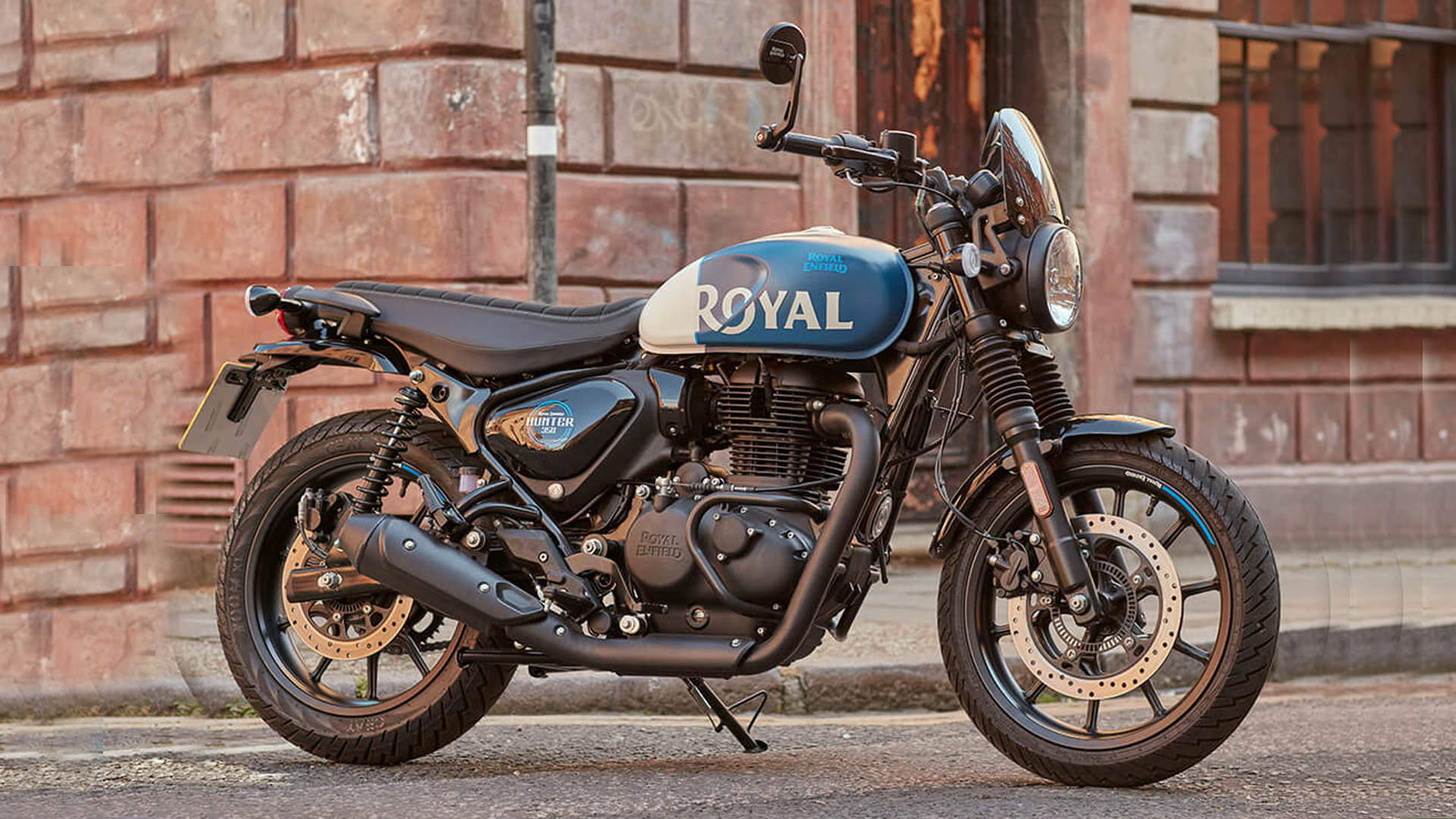 Royal Enfield Hunter 350 2022 Retro Factory